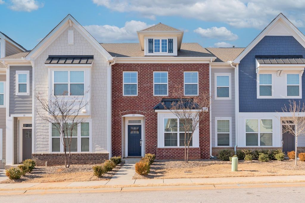 10 Leander Drive, Greer, SC 29651