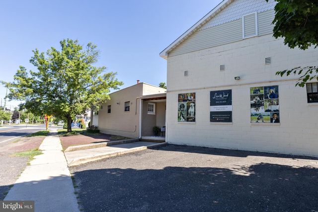 654 E ATLANTIC AVE, Laurel Springs, NJ 08021