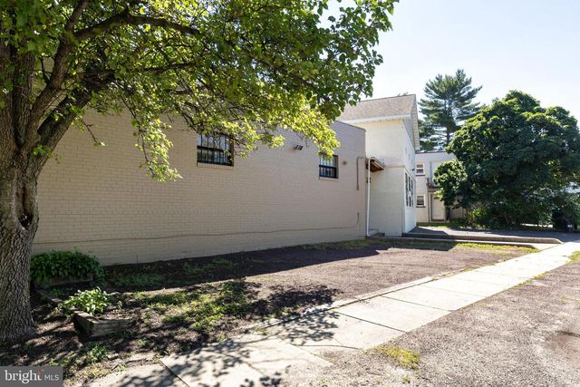 654 E ATLANTIC AVE, Laurel Springs, NJ 08021