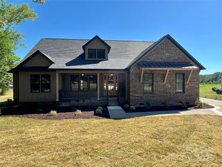 603 Turnberry Court, Albemarle, NC 28001