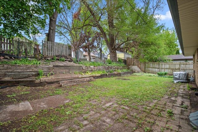 227 Hine AVENUE, Waukesha, WI 53188