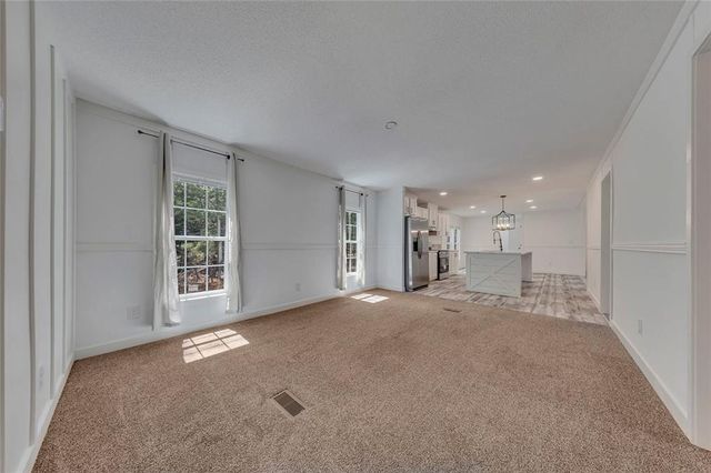 122 HDR Drive, Maysville, GA 30558