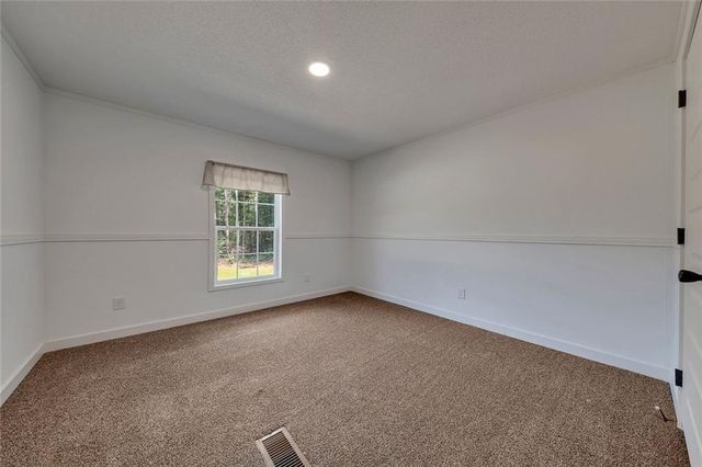 122 HDR Drive, Maysville, GA 30558