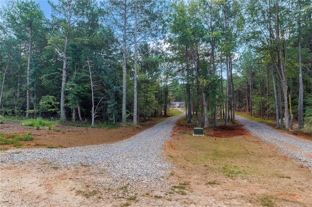 122 HDR Drive, Maysville, GA 30558