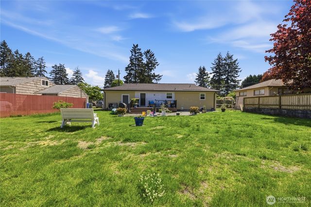 8414 Leona Way SW, Lakewood, WA 98499