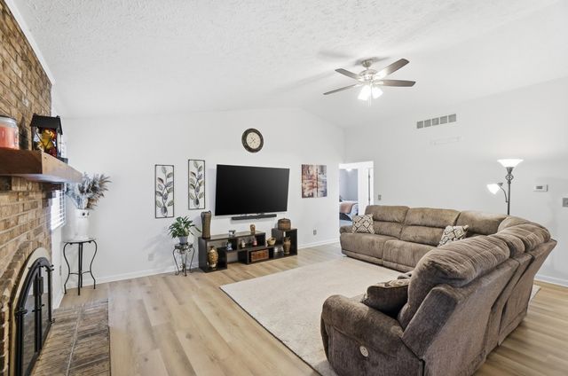 1423 Boone Aire Road, Florence, KY 41042