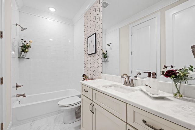 215 PIERPONT CT, Piperton, TN 38017