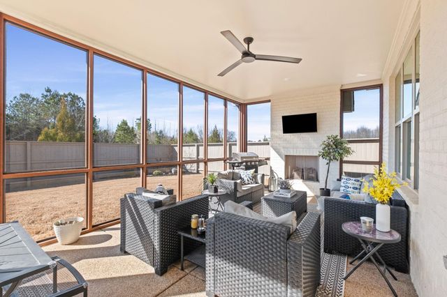 215 PIERPONT CT, Piperton, TN 38017