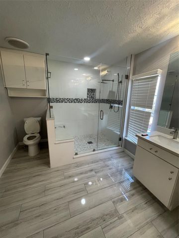 7818 Clover Knoll Court, Houston, TX 77095