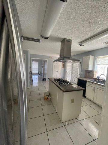 7818 Clover Knoll Court, Houston, TX 77095