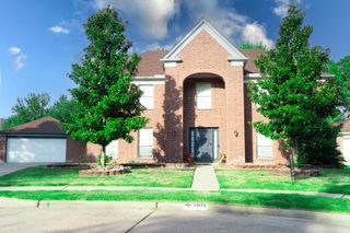 7818 Clover Knoll Court, Houston, TX 77095