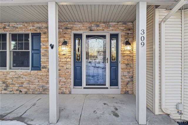 309 Bobs Brae, Whitestown, NY 13492