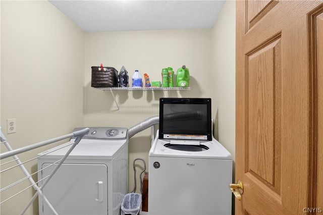 309 Bobs Brae, Whitestown, NY 13492