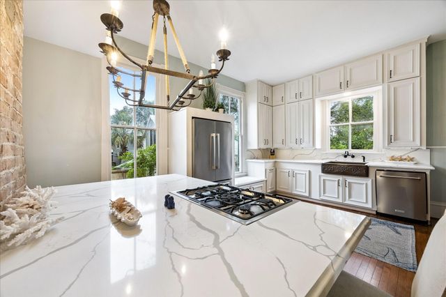 1512 Ball, Galveston, TX 77550