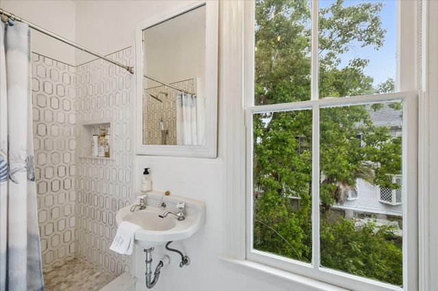1512 Ball, Galveston, TX 77550