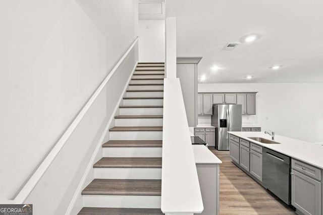 877 Rainwater Trace, Lawrenceville, GA 30044