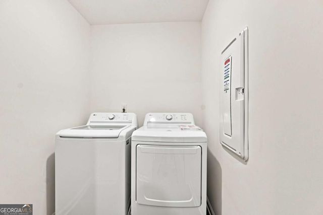 877 Rainwater Trace, Lawrenceville, GA 30044