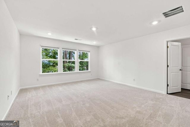 877 Rainwater Trace, Lawrenceville, GA 30044