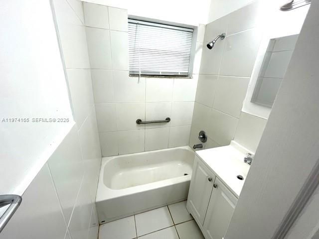 810 82nd Street, Miami Beach, FL 33141