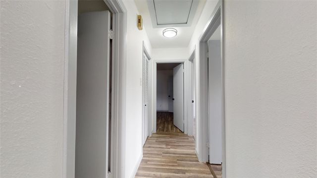 4214 Knotty Oaks Trail, Houston, TX 77045