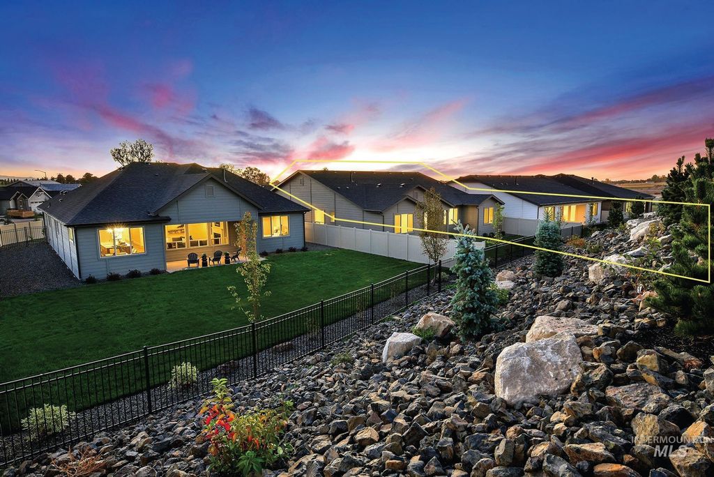 4712 S Selawick Way, Meridian, ID 83642 photo 2