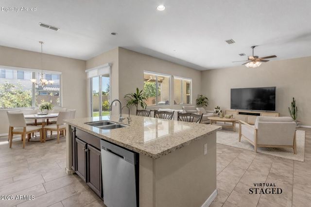 2827 E MUIRFIELD Street, Gilbert, AZ 85298