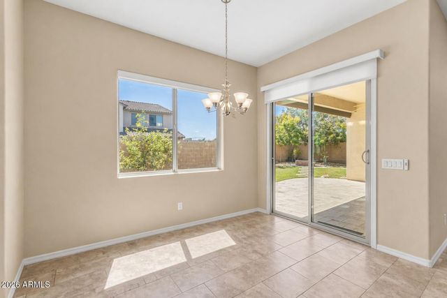 2827 E MUIRFIELD Street, Gilbert, AZ 85298