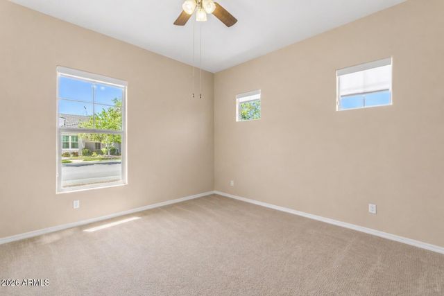 2827 E MUIRFIELD Street, Gilbert, AZ 85298