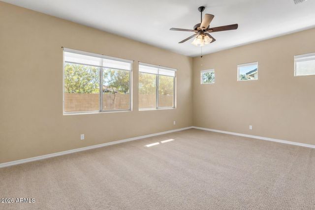 2827 E MUIRFIELD Street, Gilbert, AZ 85298