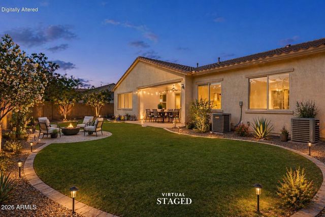 2827 E MUIRFIELD Street, Gilbert, AZ 85298