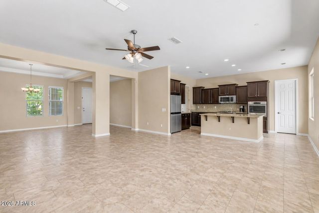 2827 E MUIRFIELD Street, Gilbert, AZ 85298