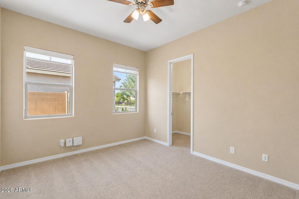 Image 29 of property listing at 2827 E MUIRFIELD Street, Gilbert, AZ 85298