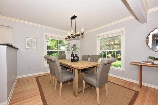 12475 Elmhurst PARKWAY, Elm Grove, WI 53122