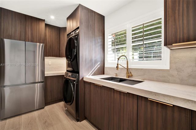 600 San Antonio Ave, Coral Gables, FL 33146