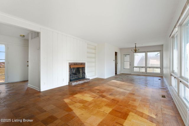 11108 Beech Rd, Louisville, KY 40223