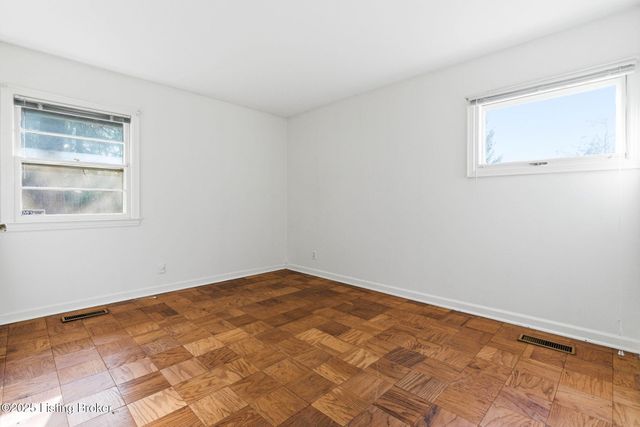 11108 Beech Rd, Louisville, KY 40223