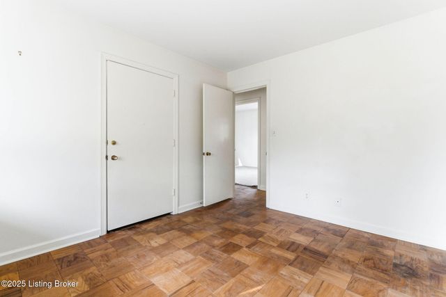 11108 Beech Rd, Louisville, KY 40223