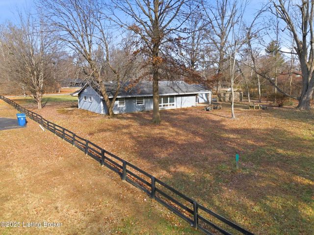 11108 Beech Rd, Louisville, KY 40223