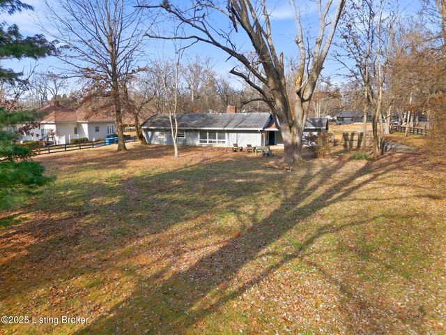 11108 Beech Rd, Louisville, KY 40223