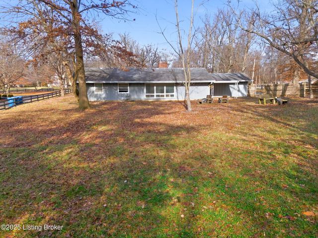 11108 Beech Rd, Louisville, KY 40223