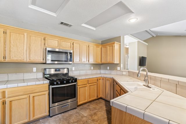 3220 Wandsworth Drive, Shasta Lake, CA 96019