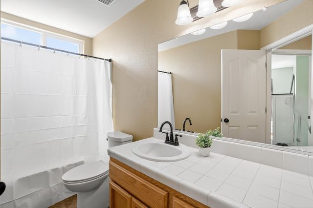 3220 Wandsworth Drive, Shasta Lake, CA 96019