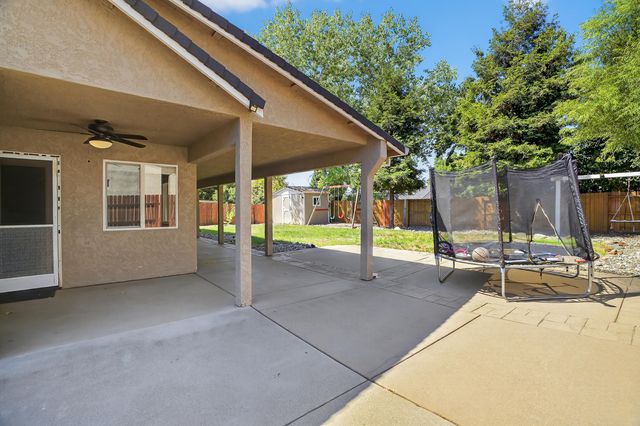 3220 Wandsworth Drive, Shasta Lake, CA 96019