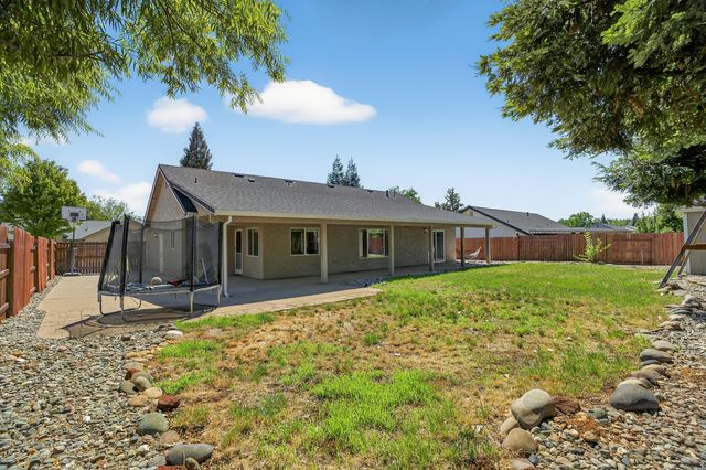 3220 Wandsworth Drive, Shasta Lake, CA 96019