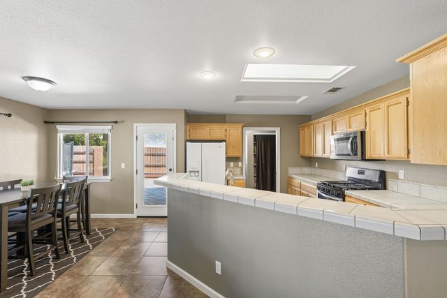 3220 Wandsworth Drive, Shasta Lake, CA 96019