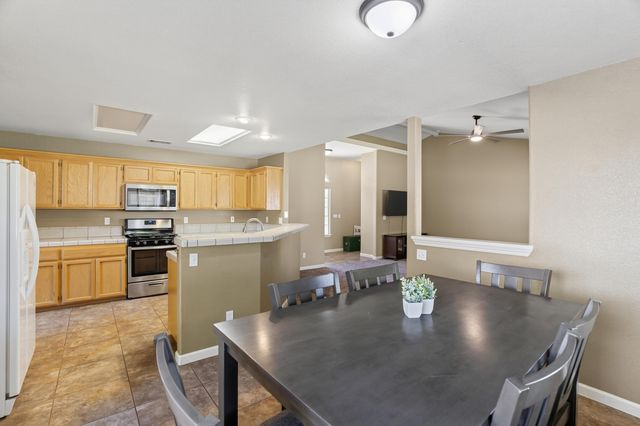 3220 Wandsworth Drive, Shasta Lake, CA 96019