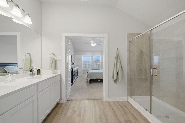 2502 Gelding Manor Drive, Alvin, TX 77511