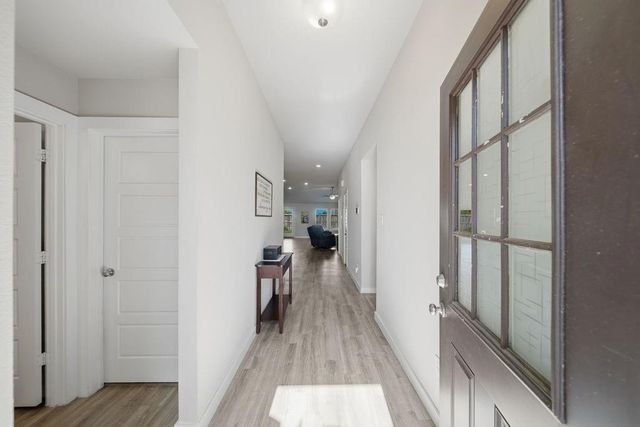 2502 Gelding Manor Drive, Alvin, TX 77511