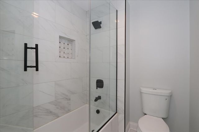 5N523 E Lakeview Circle, St. Charles, IL 60175