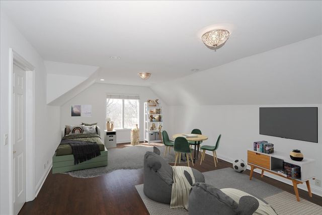 5N523 E Lakeview Circle, St. Charles, IL 60175